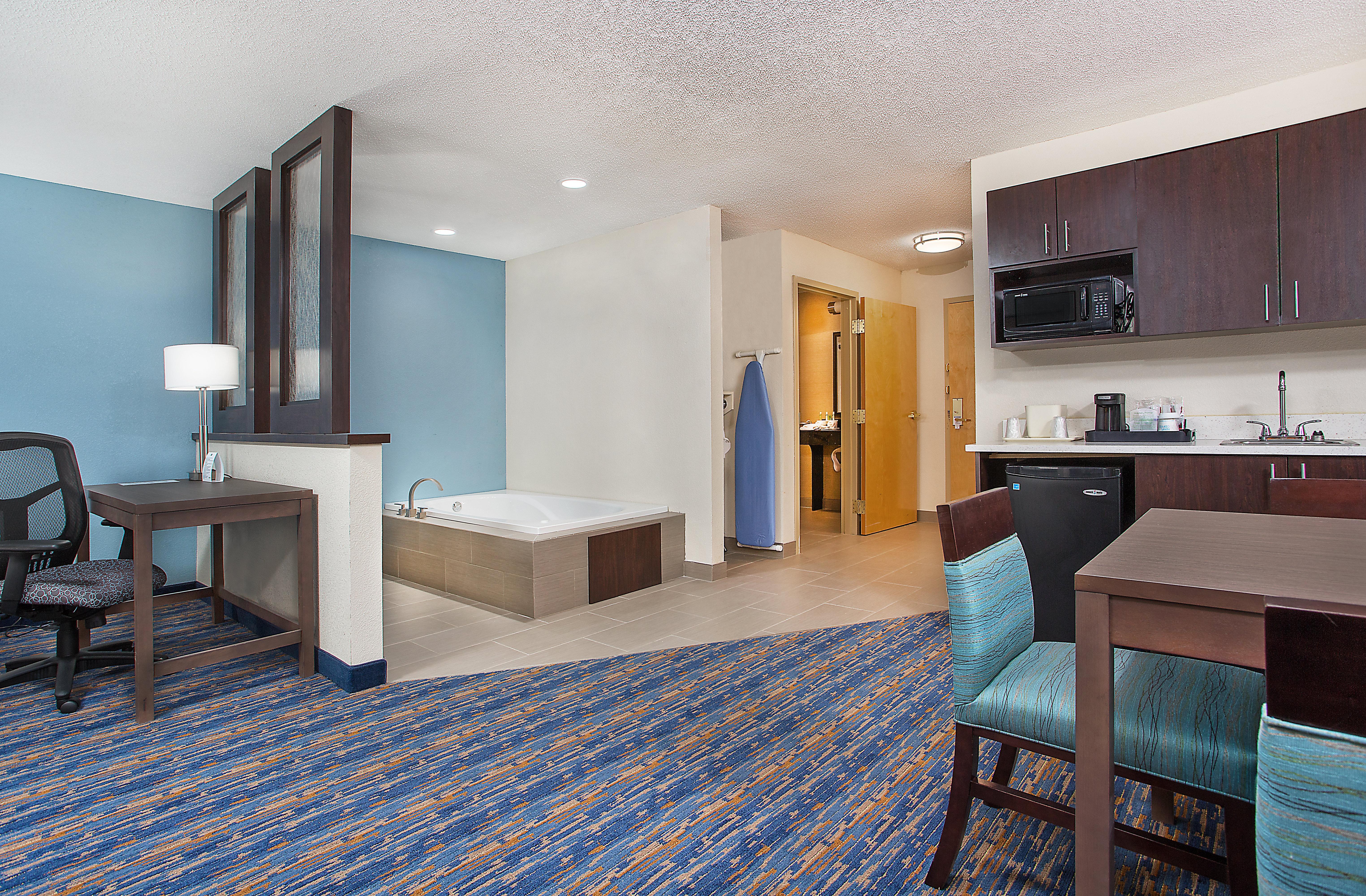 Express By Ihg 2*