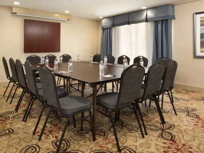 Express By Ihg Hotel